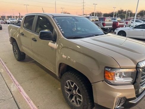 Used 2022 GMC Canyon AT4 w/ Trailering Package AWD/4WD image 2