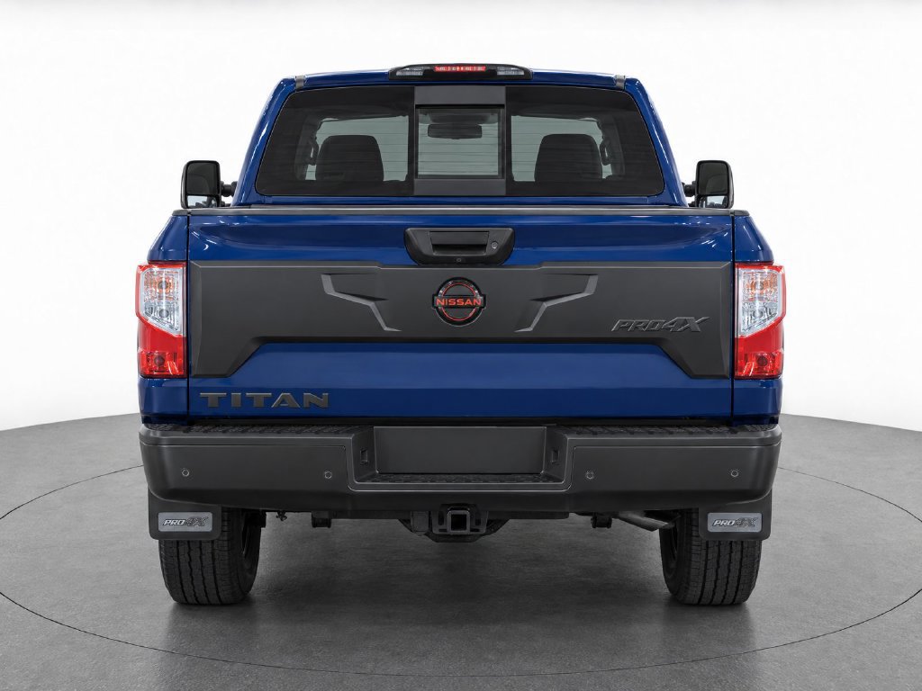Used 2021 Nissan Titan PRO-4X w/ Pro-4x Convenience Package AWD/4WD image 7