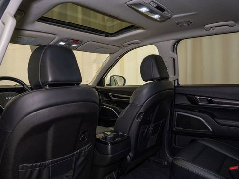 Certified 2024 Kia Telluride S w/ S Sunroof Package image 9
