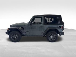 Used 2024 Jeep Wrangler Sport AWD/4WD video 2