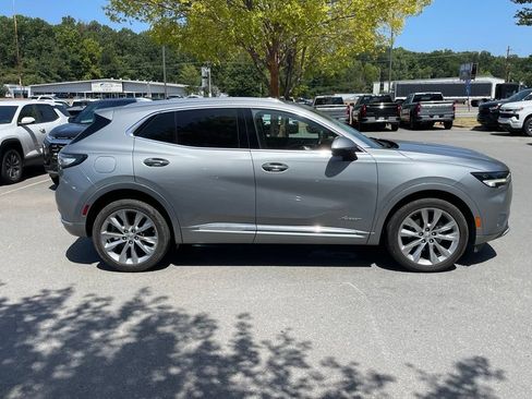 Used 2023 Buick Envision Avenir FWD image 9