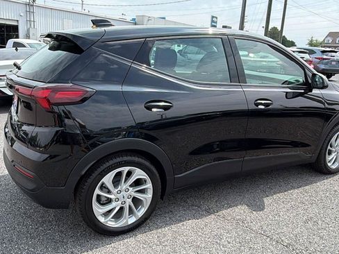 New 2027 Chevrolet Bolt LT w/ Comfort Package FWD image 5