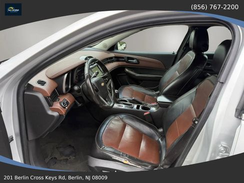 Used 2015 Chevrolet Malibu LTZ FWD image 11