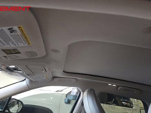 Used 2022 Lincoln Corsair Reserve w/ Elements Package image 15