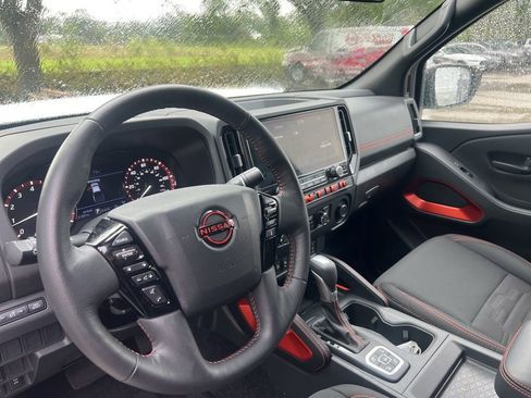 Used 2026 Nissan Frontier PRO-4X AWD/4WD image 9