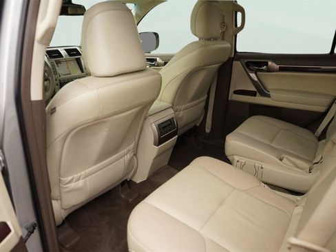 Used 2017 Lexus GX 460 Premium AWD/4WD image 12