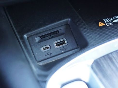 Used 2023 Buick Enclave Avenir w/ Avenir Technology Package image 31