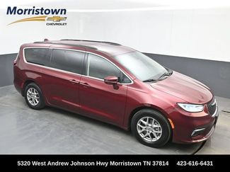 Used 2021 Chrysler Pacifica Touring w/ Cold Weather Group FWD video 1