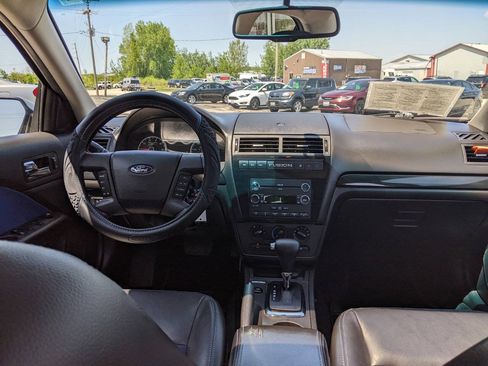 Used 2009 Ford Fusion SE FWD image 17