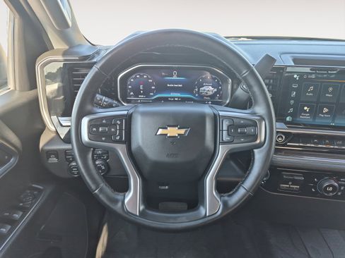 Used 2023 Chevrolet Silverado 1500 LT w/ Protection Package AWD/4WD image 13