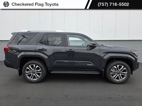 New 2025 Toyota 4Runner Limited image 2