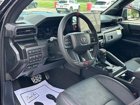 Certified 2025 Toyota Tacoma TRD Pro AWD/4WD image 19