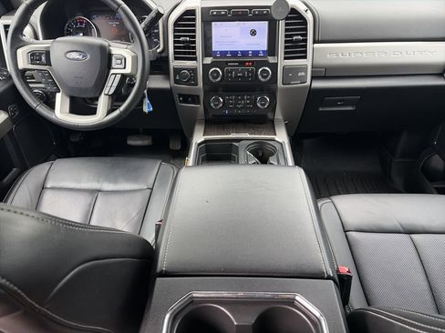 Used 2020 Ford F350 Lariat w/ Lariat Value Package AWD/4WD image 17