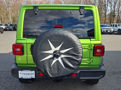 Used 2025 Jeep Wrangler Sport S image 5