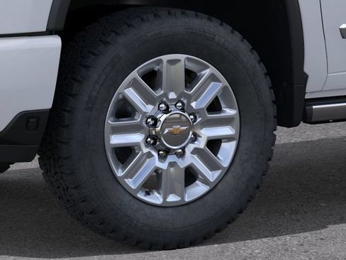 New 2026 Chevrolet Silverado 2500 High Country w/ High Country Premium Package AWD/4WD image 9