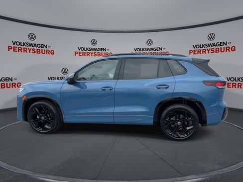 New 2026 Volkswagen Tiguan SE R-Line FWD image 5
