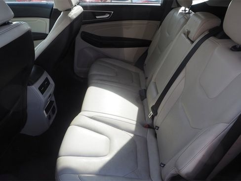 Used 2021 Ford Edge Titanium w/ Equipment Group 301A image 16