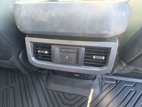 Used 2024 Ford F250 Lariat w/ Chrome Package AWD/4WD image 21