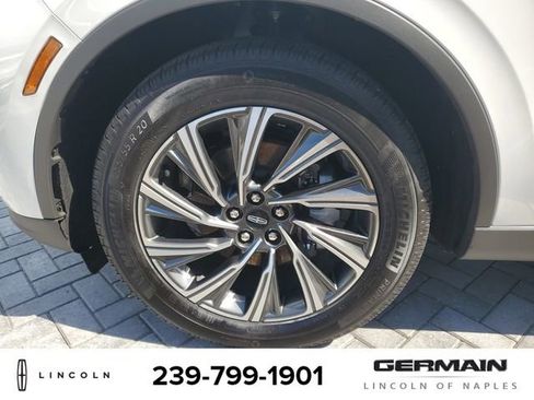 New 2025 Lincoln Aviator 2WD image 12