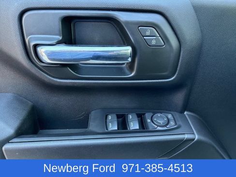 Used 2024 Chevrolet Silverado 1500 W/T w/ Z71 Off-Road Package AWD/4WD image 12