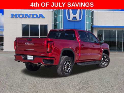 Used 2025 GMC Sierra 1500 AT4 w/ AT4 Premium Package AWD/4WD image 3