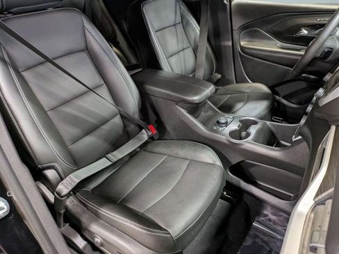 Certified 2022 GMC Terrain SLT w/ Elevation Edition AWD/4WD image 30