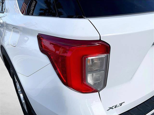 Used 2023 Ford Explorer XLT w/ Equipment Group 202A RWD image 29