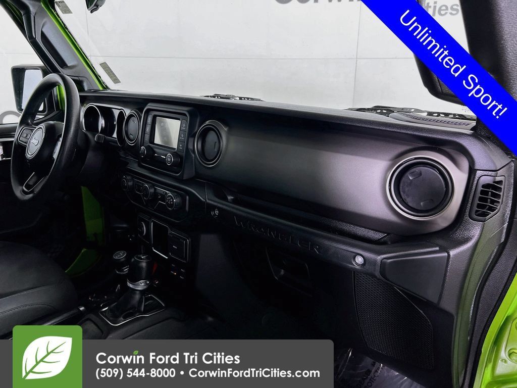Used 2018 Jeep Wrangler Unlimited Sport AWD/4WD image 28