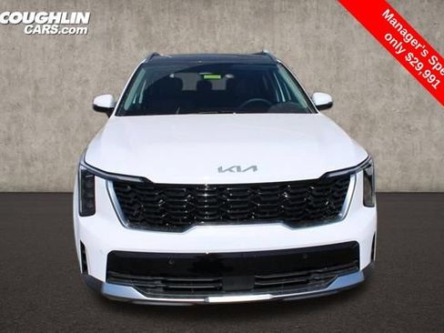 Used 2025 Kia Sorento S w/ Panoramic Sunroof Package FWD image 8