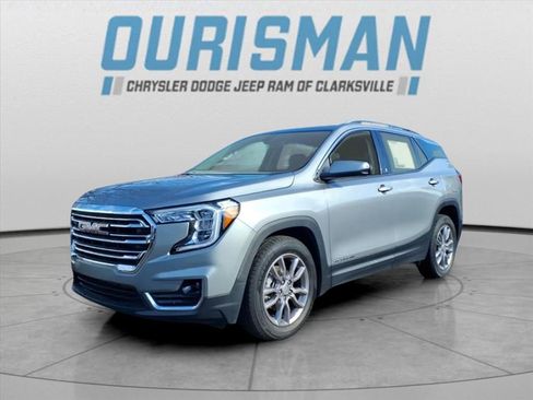 Used 2024 GMC Terrain SLT image 7