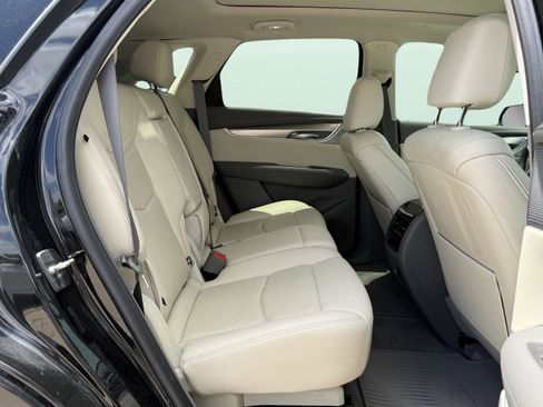 Used 2021 Cadillac XT5 Premium Luxury image 43