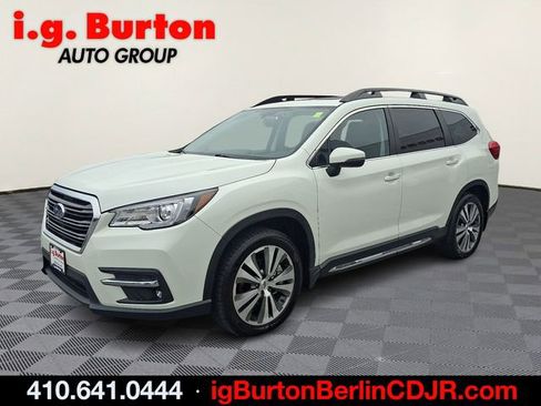 Used 2022 Subaru Ascent Limited w/ Technology Package image 3