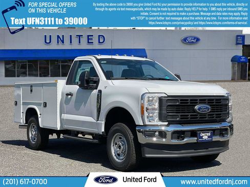 New 2023 Ford F250 XL w/ FX4 Off-Road Package image 1
