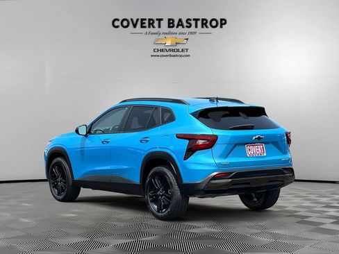 Certified 2025 Chevrolet Trax ACTIV w/ Sunroof Package FWD image 4