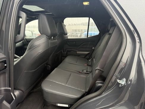 Used 2025 Toyota 4Runner TRD Off-Road Premium w/ Tow Technology Package image 11