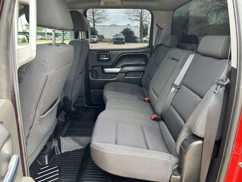 Used 2018 Chevrolet Silverado 1500 LT w/ Texas Edition image 29