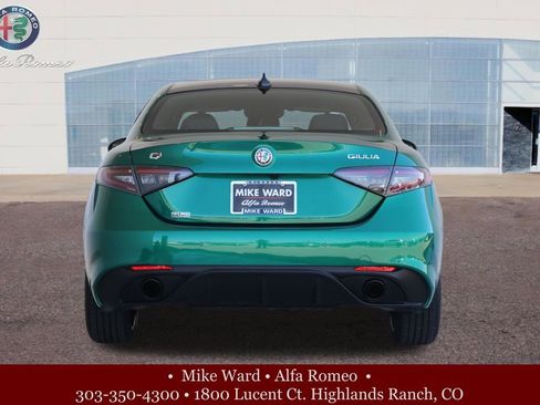 New 2025 Alfa Romeo Giulia AWD w/ Veloce Package AWD image 4