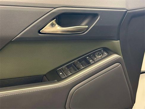 Certified 2025 Lexus GX 550 image 17