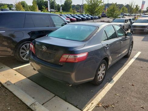 Used 2008 Toyota Camry XLE FWD image 4