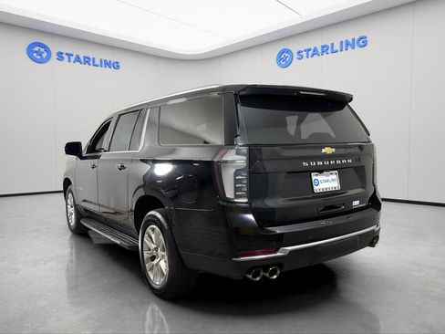 Certified 2025 Chevrolet Suburban Premier AWD/4WD image 7