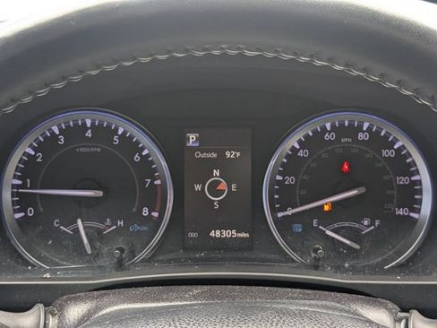 Used 2019 Toyota Highlander Limited AWD/4WD image 32