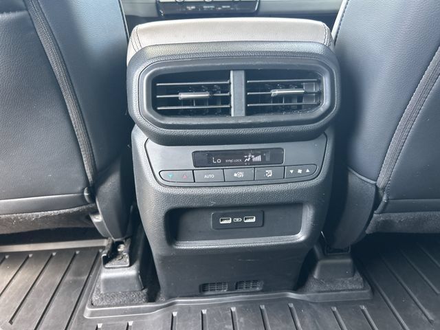 Used 2023 Honda Pilot EX-L image 32