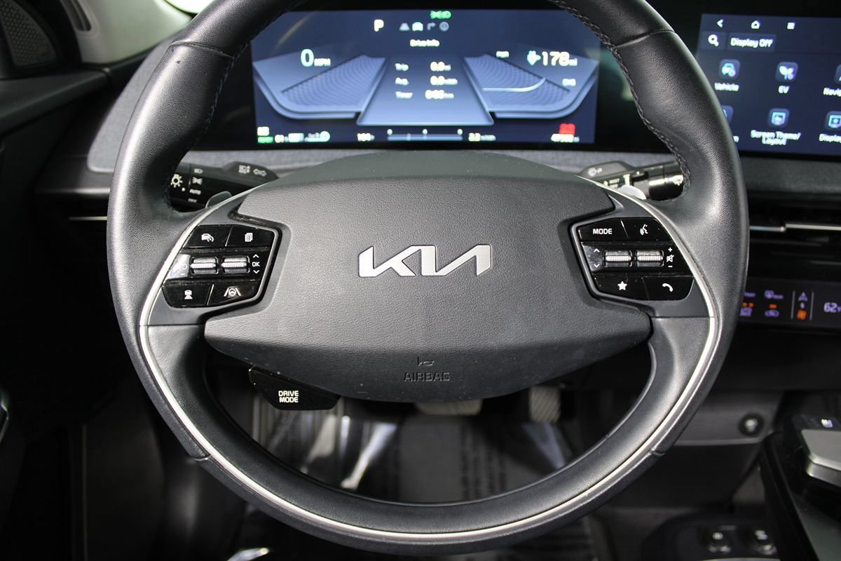 Used 2023 Kia EV6 Wind RWD image 9