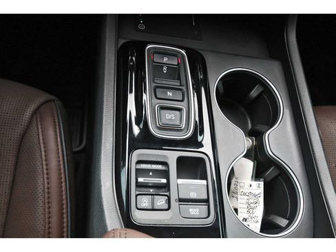 Used 2025 Honda Pilot Elite image 27