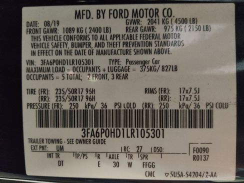 Used 2020 Ford Fusion SE FWD image 33