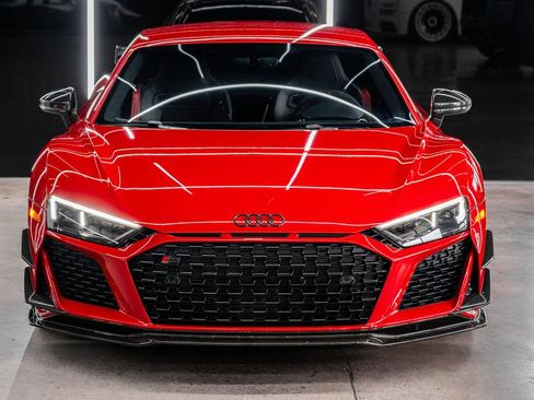 Used 2023 Audi R8 V10 GT RWD image 3