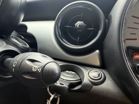 Used 2013 MINI Cooper Roadster S FWD image 31