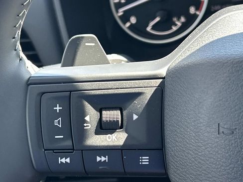 New 2026 Nissan Rogue SV FWD image 29