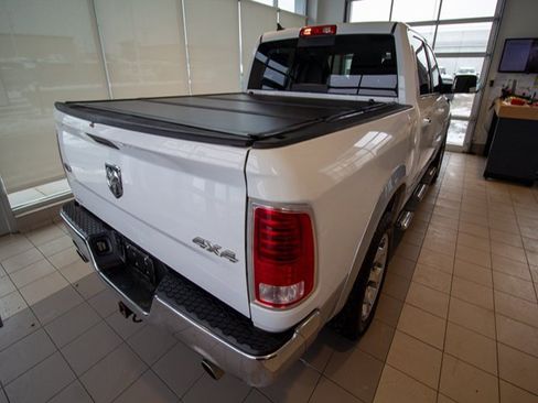 Used 2016 RAM 1500 Laramie image 7