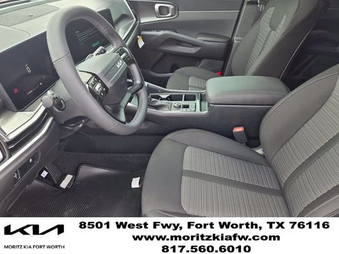 New 2026 Kia Sorento LX FWD image 11